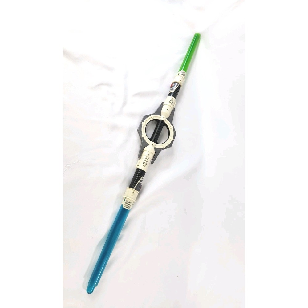 VIDEO Star Wars Clone Wars General Grievous Spinning Lightsaber Sound Saber
